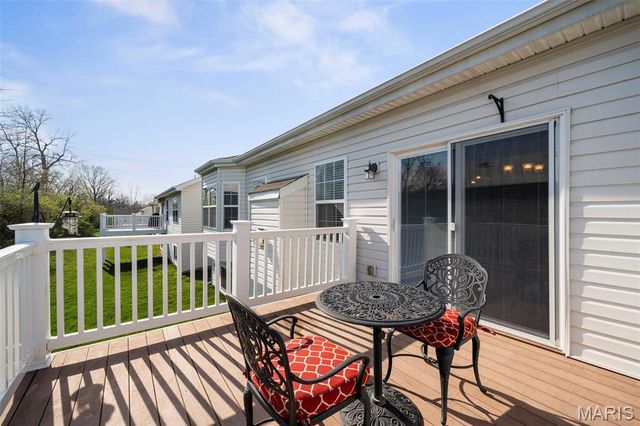 104 Ellington Oaks Drive, St Peters, MO 63376