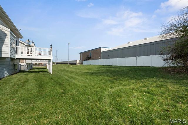104 Ellington Oaks Drive, St Peters, MO 63376
