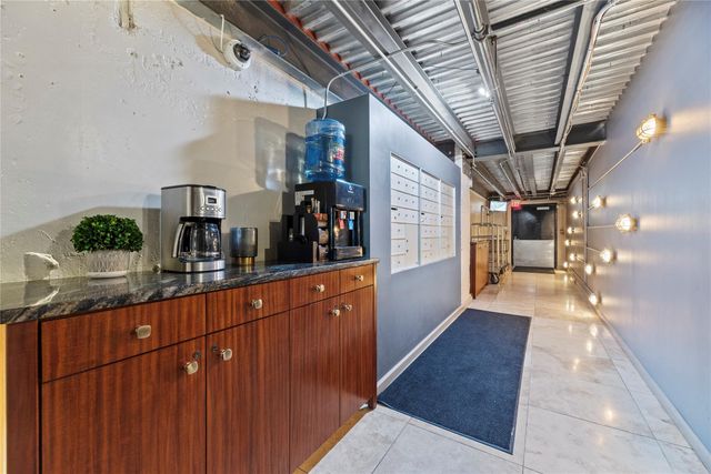 917 Main Street 603, Houston, TX 77002