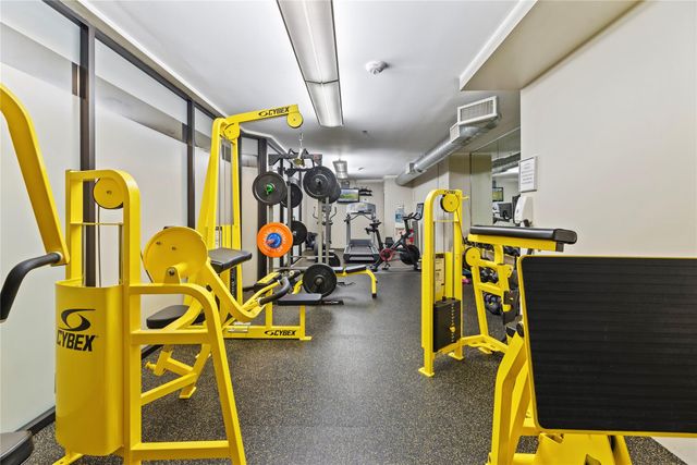 917 Main Street 603, Houston, TX 77002