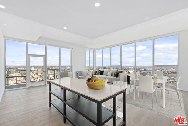 230 W Olympic Boulevard 5107, Los Angeles, CA 90015