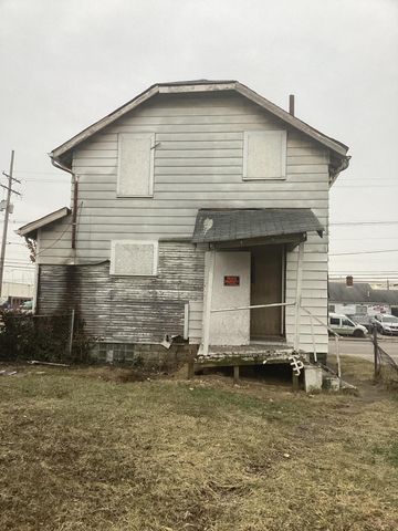 2742 E 5th Avenue, Columbus, OH 43219