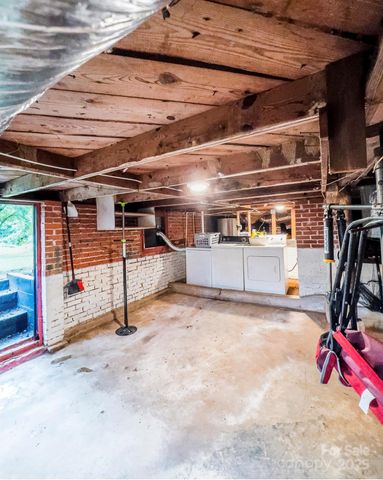 33066 Old Salisbury Road, Albemarle, NC 28001