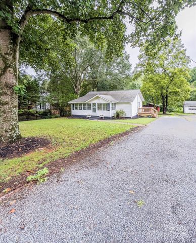 33066 Old Salisbury Road, Albemarle, NC 28001