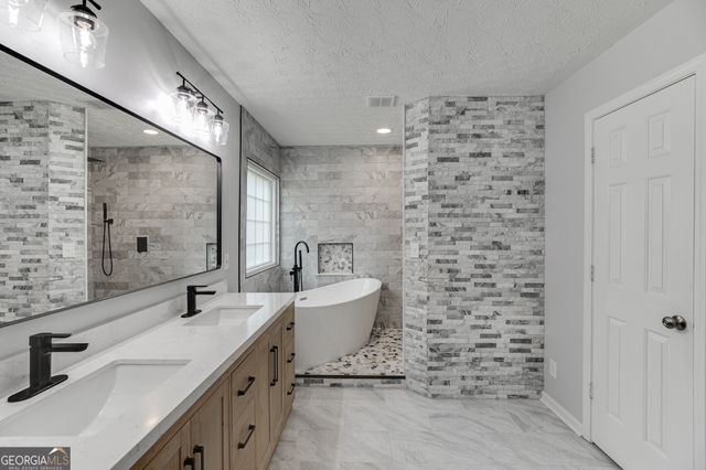 8860 Creekstone Place, Gainesville, GA 30506