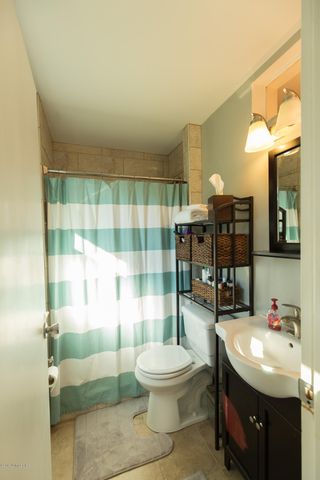 4311 Kinloch Rd, Louisville, KY 40207