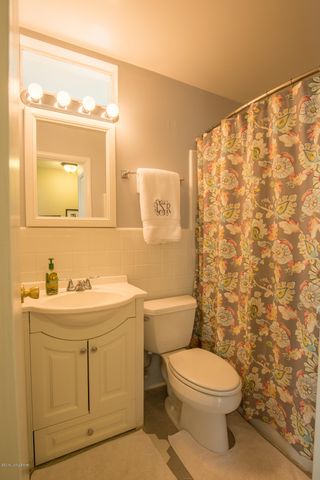 4311 Kinloch Rd, Louisville, KY 40207