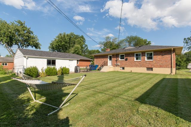4311 Kinloch Rd, Louisville, KY 40207