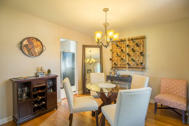 4311 Kinloch Rd, Louisville, KY 40207