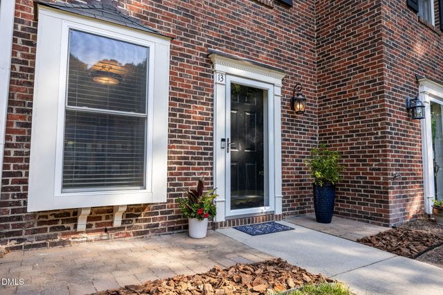 13 Hartford Court, Durham, NC 27707