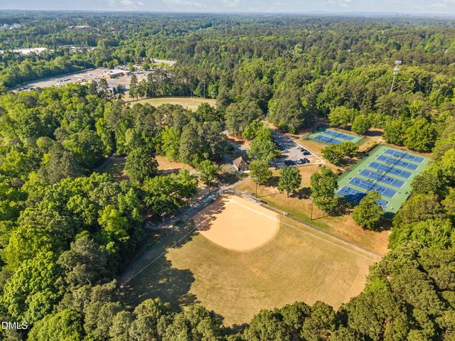13 Hartford Court, Durham, NC 27707