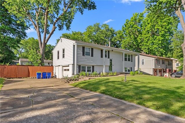 11709 E 77th Terrace, Raytown, MO 64138