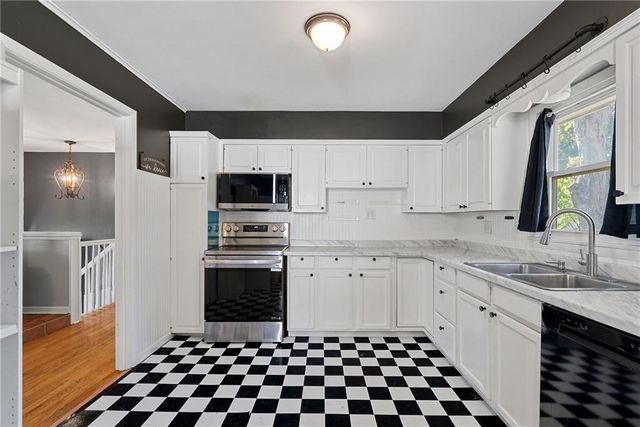 11709 E 77th Terrace, Raytown, MO 64138