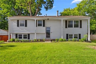 11709 E 77th Terrace, Raytown, MO 64138