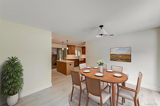 5 Breslau Street, Bay Shore, NY 11706