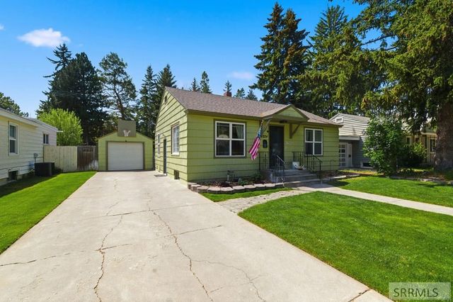 224 E 24th Street, Idaho Falls, ID 83404