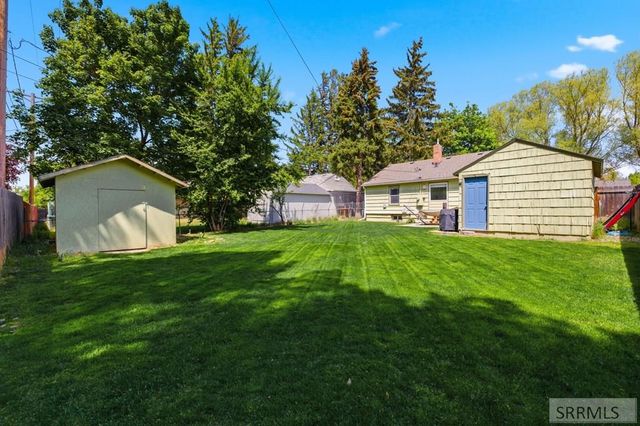 224 E 24th Street, Idaho Falls, ID 83404