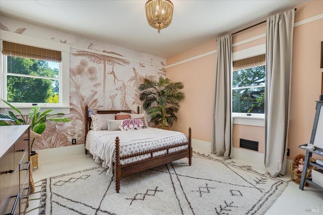 230 E Napa St, Sonoma, CA 95476