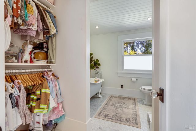 230 E Napa St, Sonoma, CA 95476