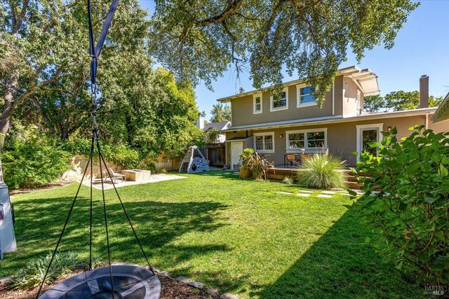 230 E Napa St, Sonoma, CA 95476