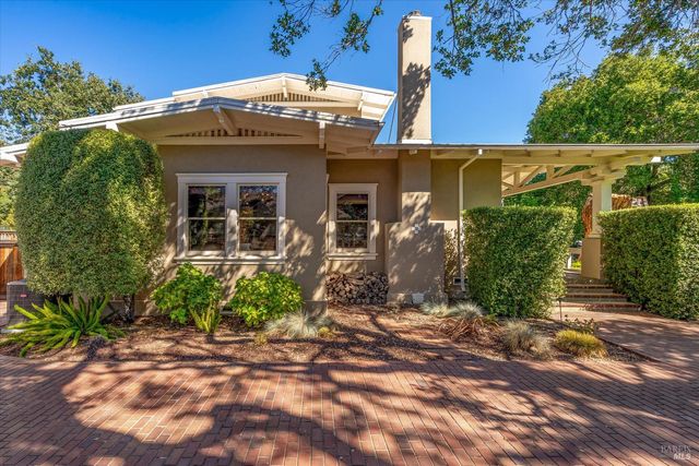 230 E Napa St, Sonoma, CA 95476