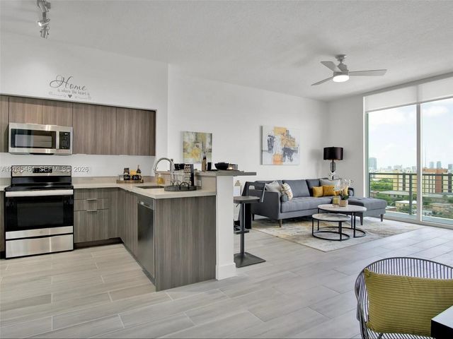 1000 NW 7th St 310, Miami, FL 33136