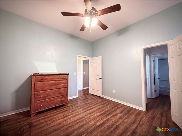 868 Shannon Lane, Port Lavaca, TX 77979