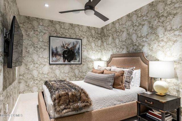 7677 Village Way 503, Park City, UT 84060