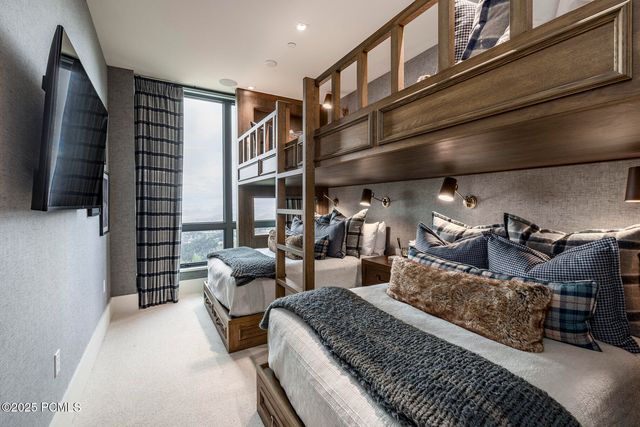 7677 Village Way 503, Park City, UT 84060