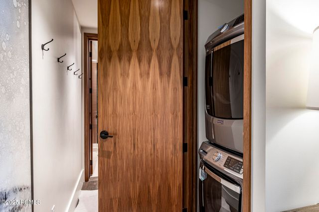 7677 Village Way 503, Park City, UT 84060