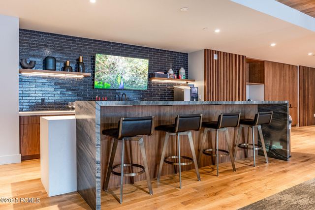 7677 Village Way 503, Park City, UT 84060