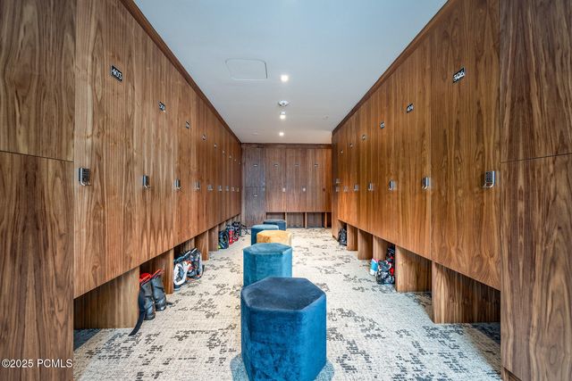 7677 Village Way 503, Park City, UT 84060