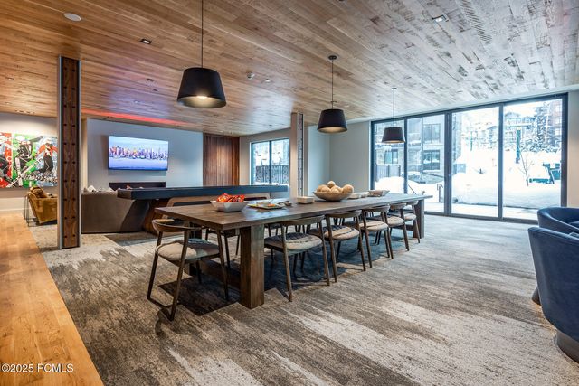 7677 Village Way 503, Park City, UT 84060