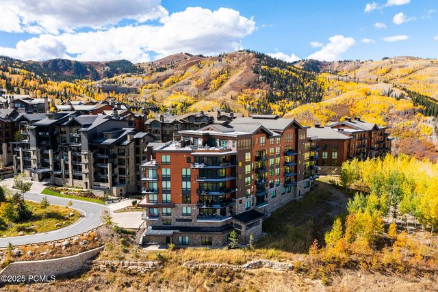 7677 Village Way 503, Park City, UT 84060