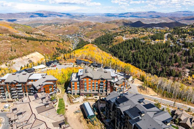 7677 Village Way 503, Park City, UT 84060