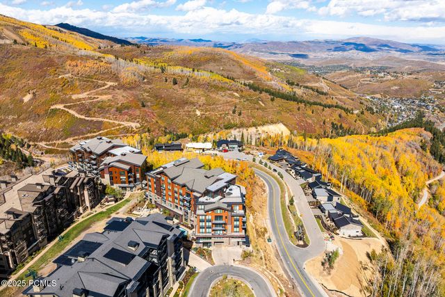 7677 Village Way 503, Park City, UT 84060