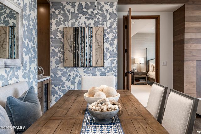 7677 Village Way 503, Park City, UT 84060