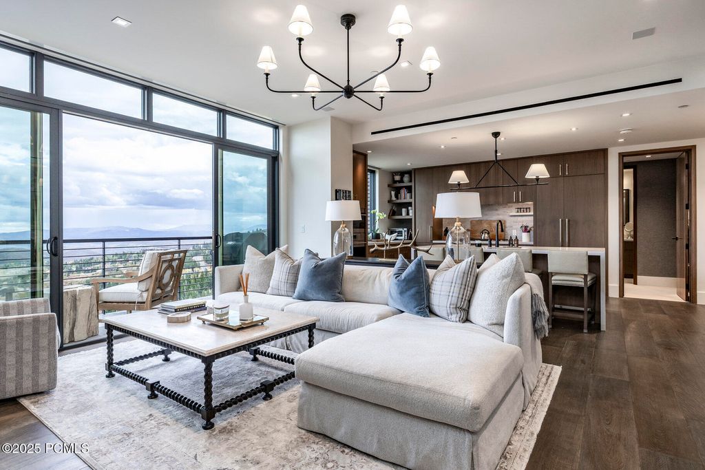 7677 Village Way 503, Park City, UT 84060