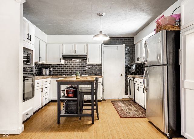 17319 Joliet Road, Westfield, IN 46074