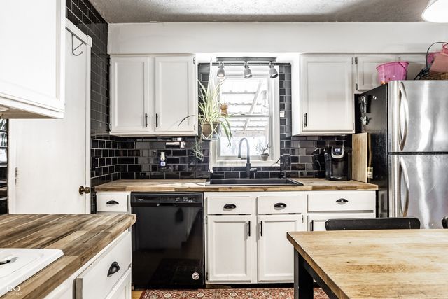 17319 Joliet Road, Westfield, IN 46074