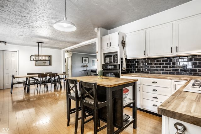 17319 Joliet Road, Westfield, IN 46074