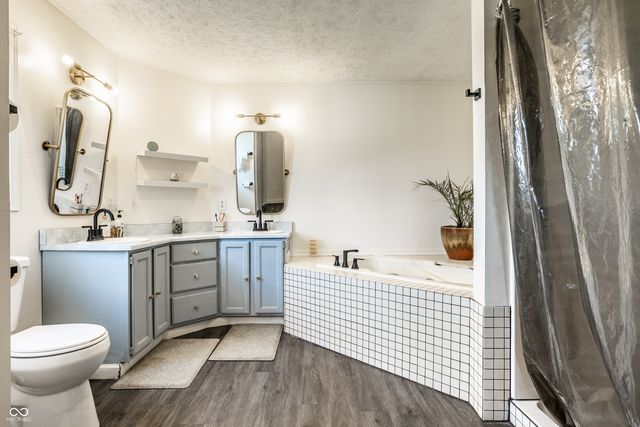 17319 Joliet Road, Westfield, IN 46074