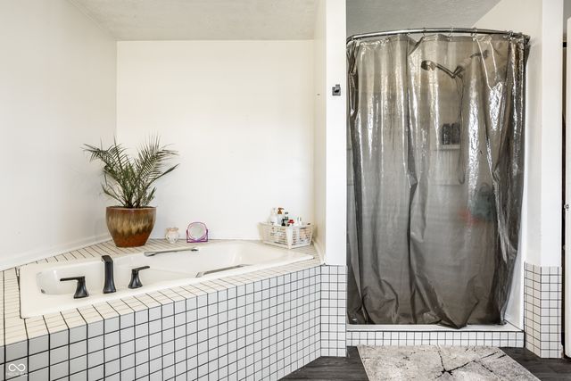 17319 Joliet Road, Westfield, IN 46074