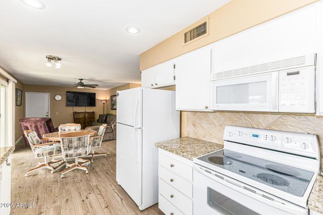 9625 W BRIARWOOD Circle N, Sun City, AZ 85351