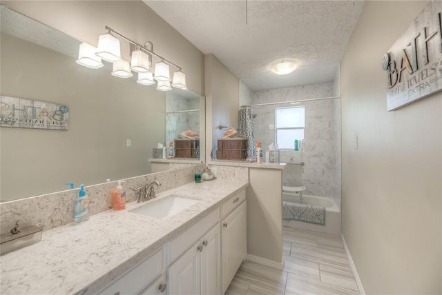 458 E Lake Drive, Livingston, TX 77351