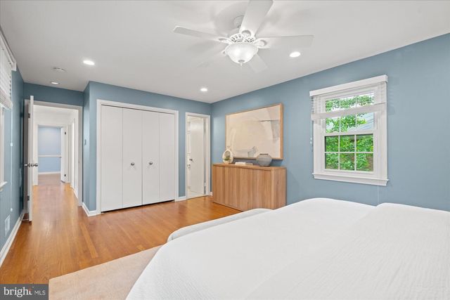 2232 MILITARY RD, Arlington, VA 22207