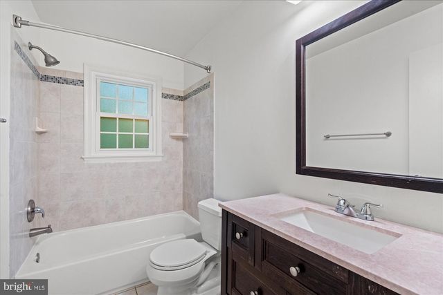 2232 MILITARY RD, Arlington, VA 22207
