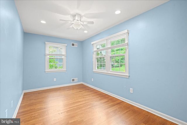 2232 MILITARY RD, Arlington, VA 22207