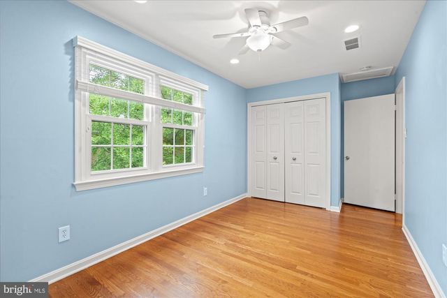 2232 MILITARY RD, Arlington, VA 22207