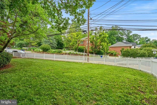 2232 MILITARY RD, Arlington, VA 22207